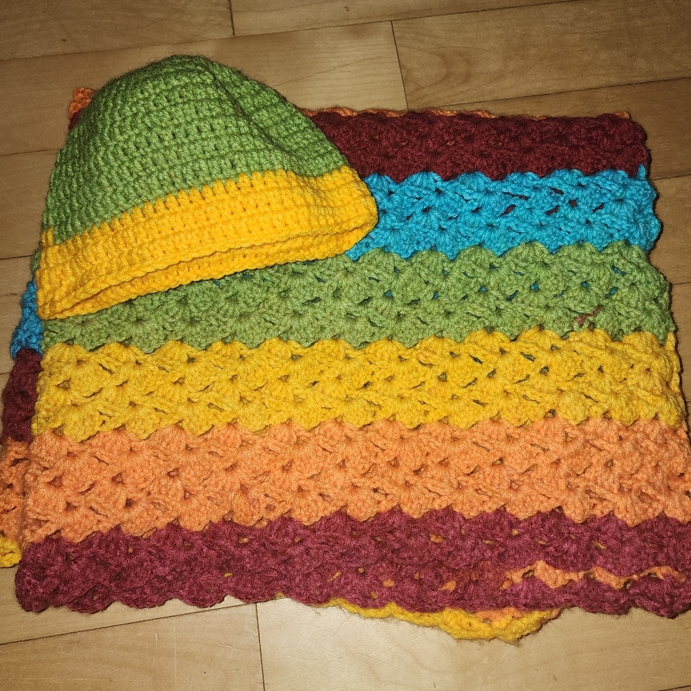 Baby blanket and hat